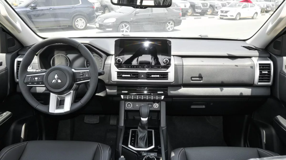 MITSUBISHI L200 SPORTIRO DIESEL-6-6