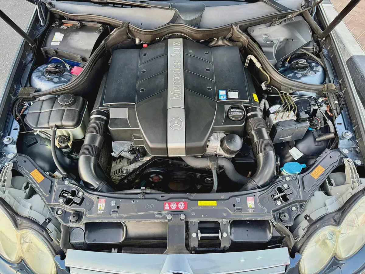 MERCEDES BENZ CLK320 LOW KM JAPAN IMPORT-15-15