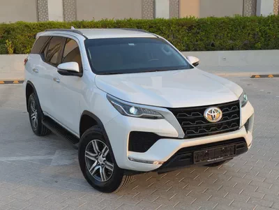 Toyota Fortuner 2023 EXR GCC specs interior and Exterior Excellent Condition-0