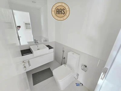 Spacious Apartment ! Garden View ! With All Aminities ! Ready to Move-2