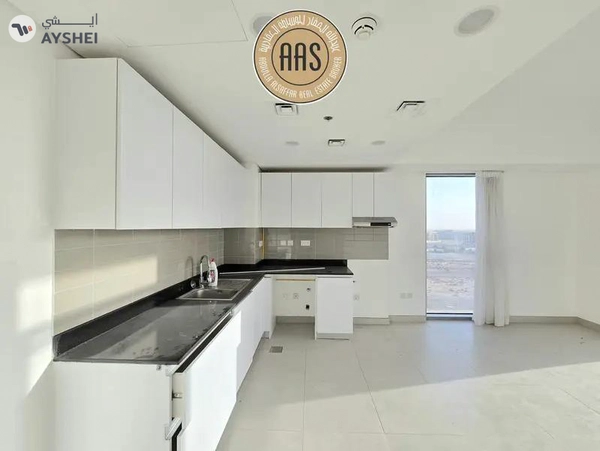 Spacious Apartment ! Garden View ! With All Aminities ! Ready to Move