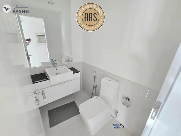 Spacious Apartment ! Garden View ! With All Aminities ! Ready to Move