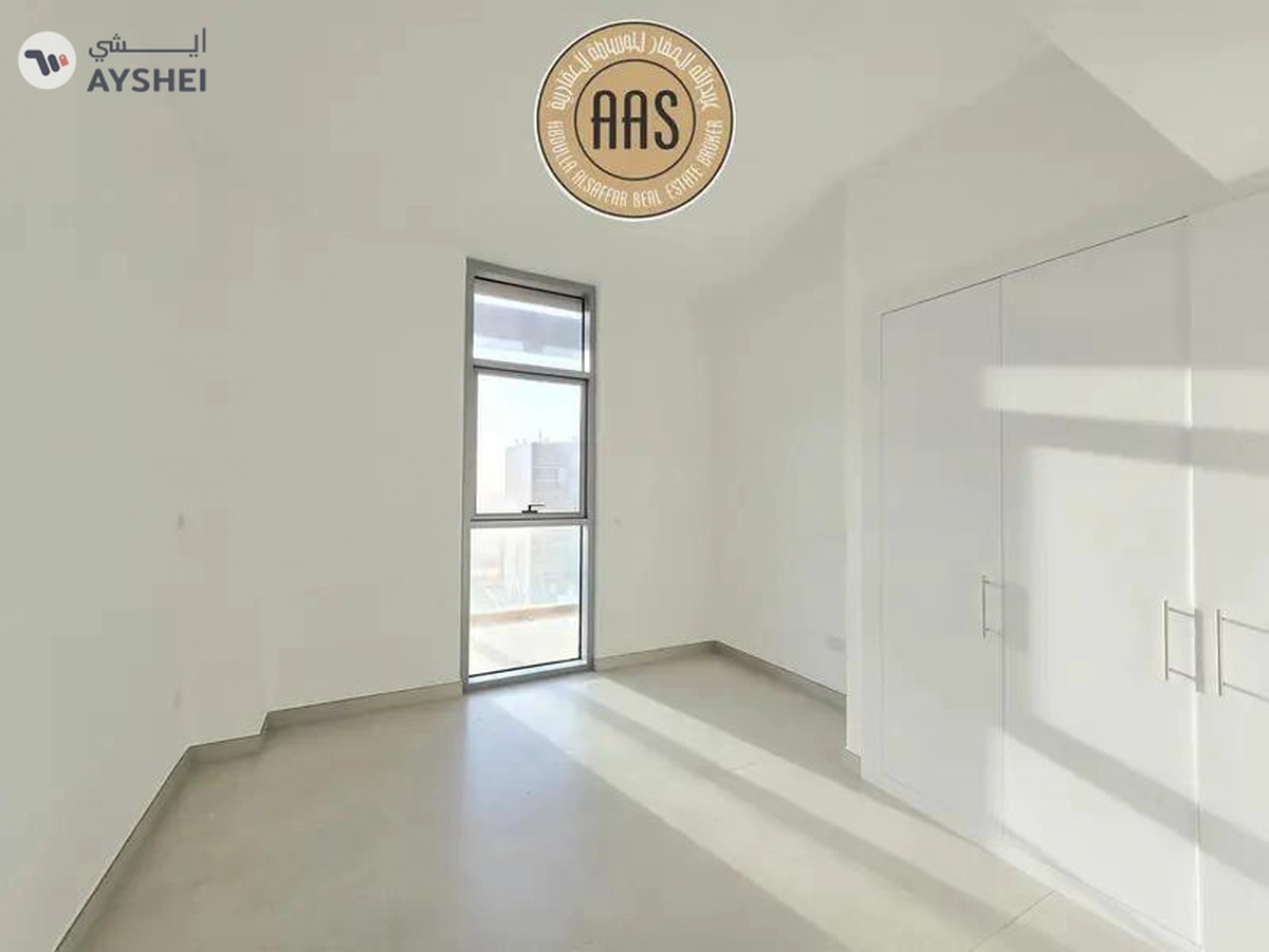 Spacious Apartment ! Garden View ! With All Aminities ! Ready to Move-4-4