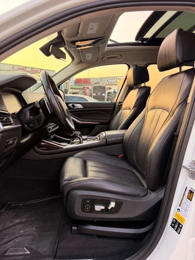 BMW X7 40i PURE EXCELLENCE X7 3.0L Full option 2020-13