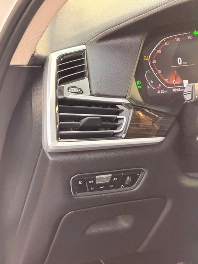 BMW X7 40i PURE EXCELLENCE X7 3.0L Full option 2020-17