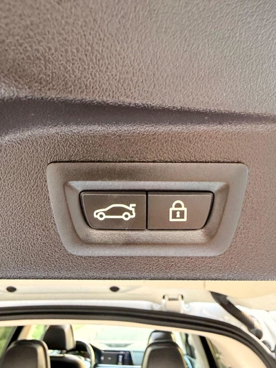 BMW X7 40i PURE EXCELLENCE X7 3.0L Full option 2020-21