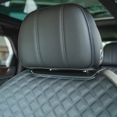2023  BENTLEY BENTAYGA AZURE BRAND NEW-14