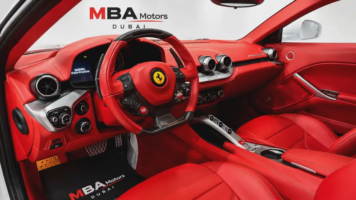Ferrari F12 Berlinetta 2017 GCC Specs Standard Trim-10-10