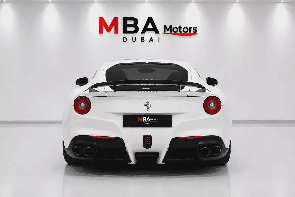 Ferrari F12 Berlinetta 2017 GCC Specs Standard Trim-3-3