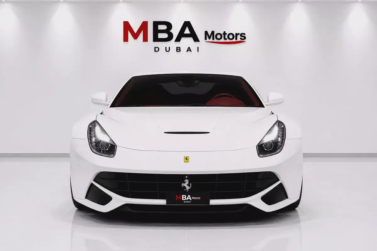 Ferrari F12 Berlinetta 2017 GCC Specs Standard Trim-4-4