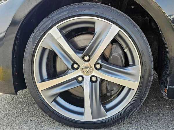Lexus IS300 IS 300/ VERY LOW MILEAGE/ V6 AWD/ LOT#36496