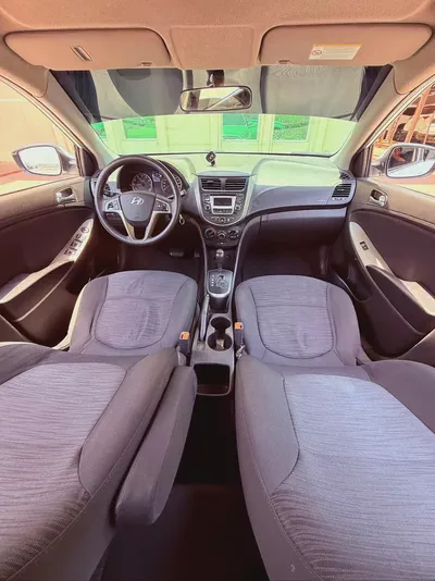 Hyundai Accent 2017 GCC Specs - Well Maintained-5