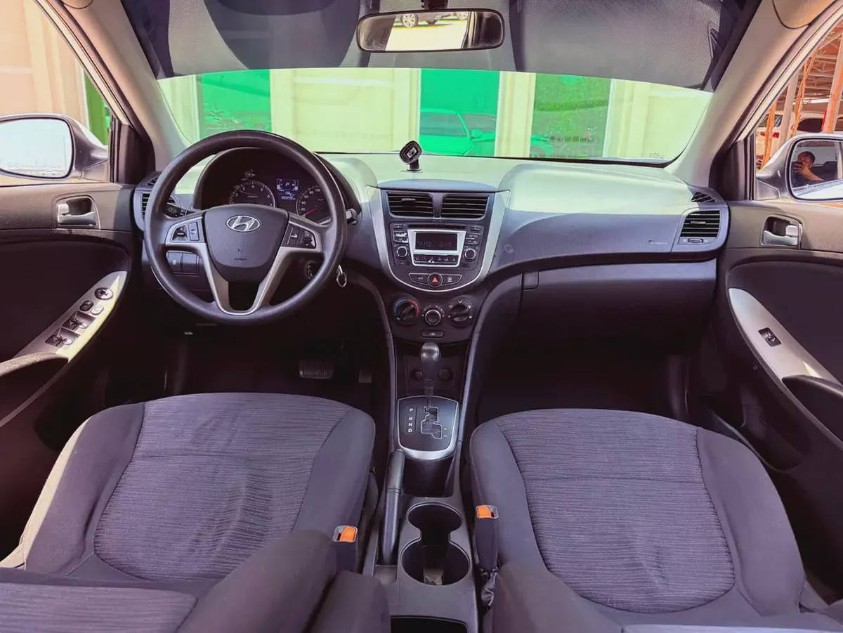 Hyundai Accent 2017 GCC Specs - Well Maintained-8-8