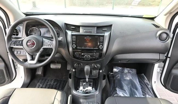 Nissan Navara  2.5L AT DIESEL 2025