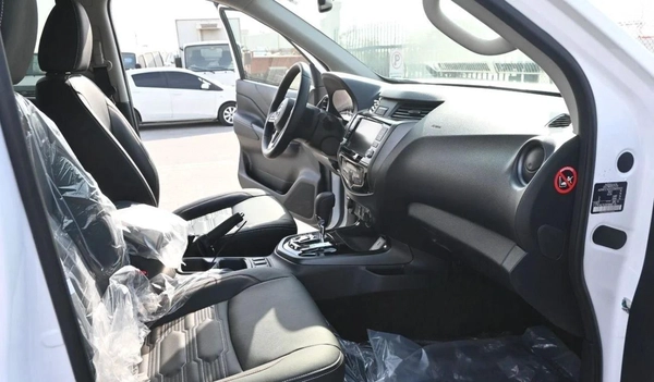 Nissan Navara  2.5L AT DIESEL 2025
