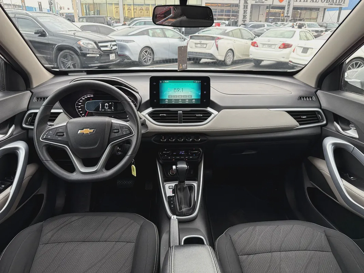 2023 Chevrolet Groove LT - GCC Specs - Like New!-11-11