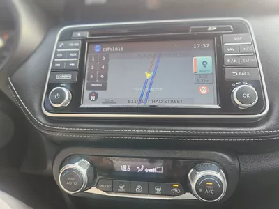Nissan Kicks 2018 GCC Full Option With Navigation Premium Condition Low Mileage Family SUV-12