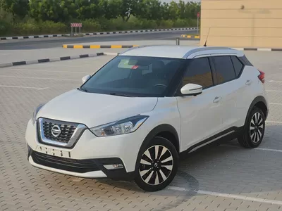 Nissan Kicks 2018 GCC Full Option With Navigation Premium Condition Low Mileage Family SUV-2