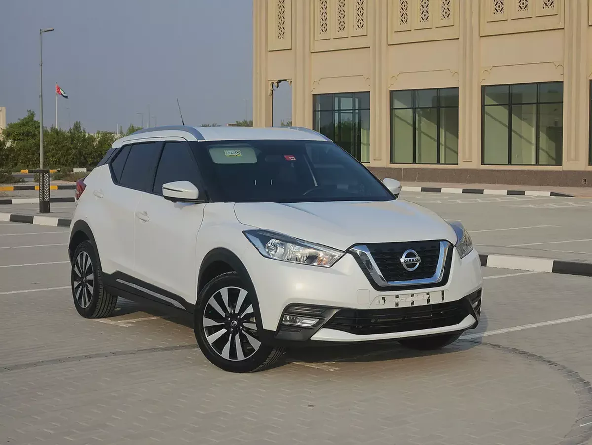 Nissan Kicks 2018 GCC Full Option With Navigation Premium Condition Low Mileage Family SUV-5-5