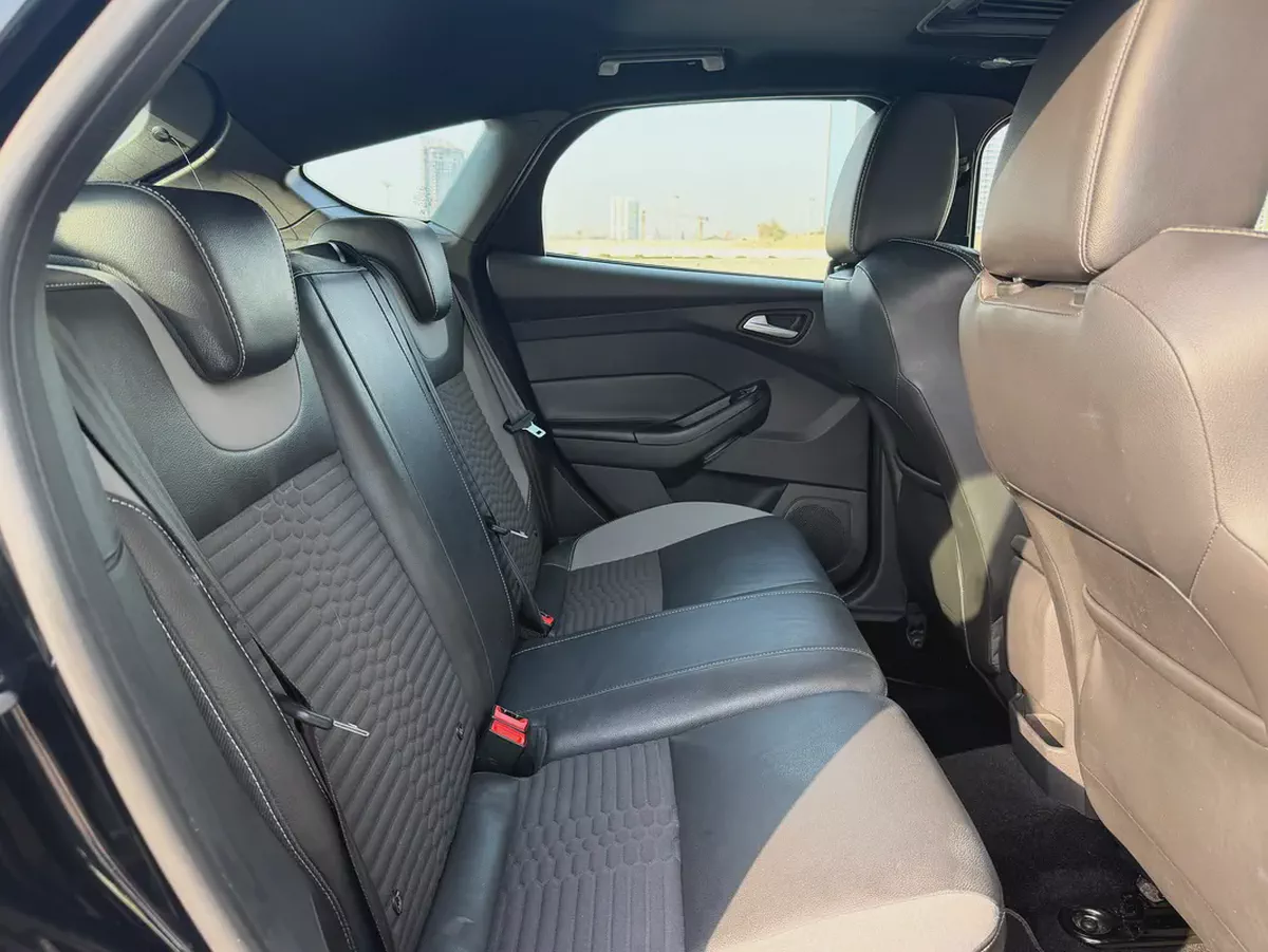 Original Paint | 2015 Ford Focus ST GCC Specs-11-11