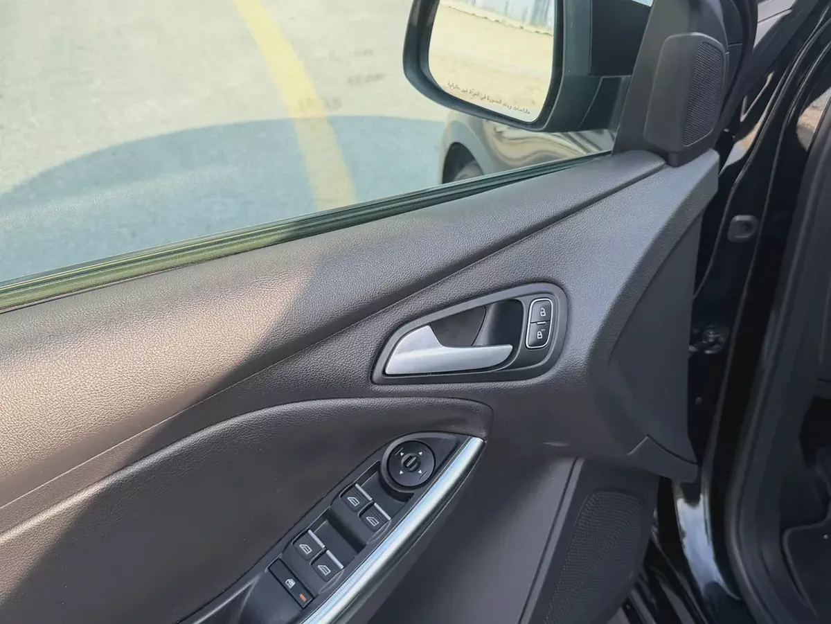 Original Paint | 2015 Ford Focus ST GCC Specs-16-16