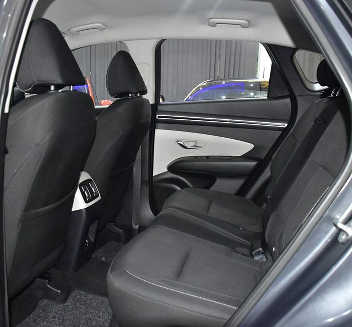 Hyundai Tucson ( 2023 Model ) in Grey Color GCC Specs-2-2
