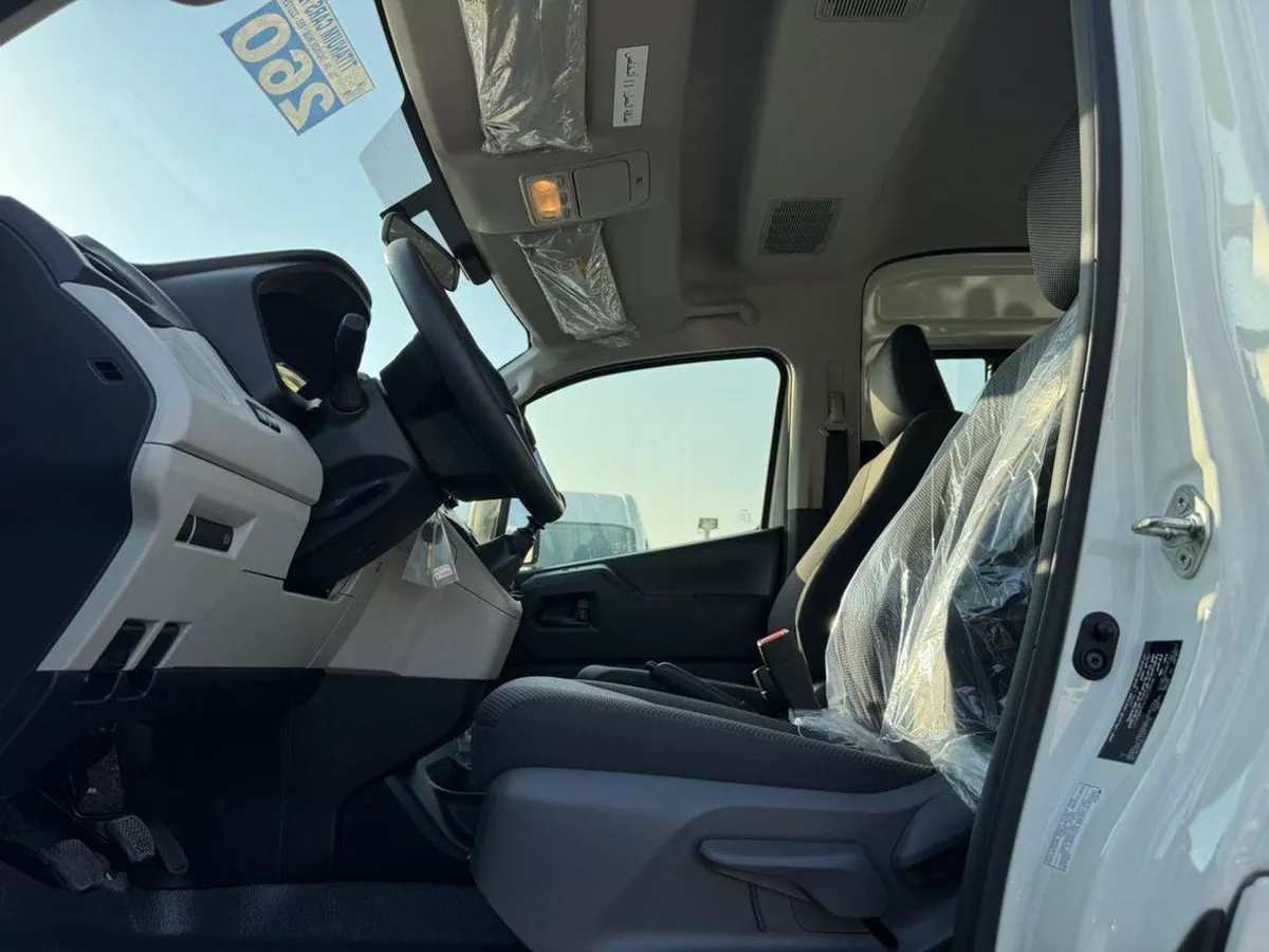 Toyota Hiace GL 2.8L Diesel MT 2026 Export Price @ 158,000 AED-4-0