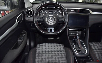 MG ZS ( 2022 Model ) in Silver Color GCC Specs-11