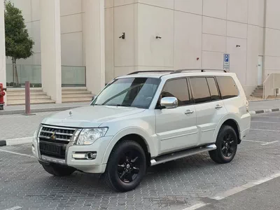 Mitsubishi Pajero GLS 2018 GCC  3.5L Full Option Original paint-0
