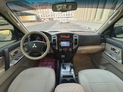 Mitsubishi Pajero GLS 2018 GCC  3.5L Full Option Original paint-9