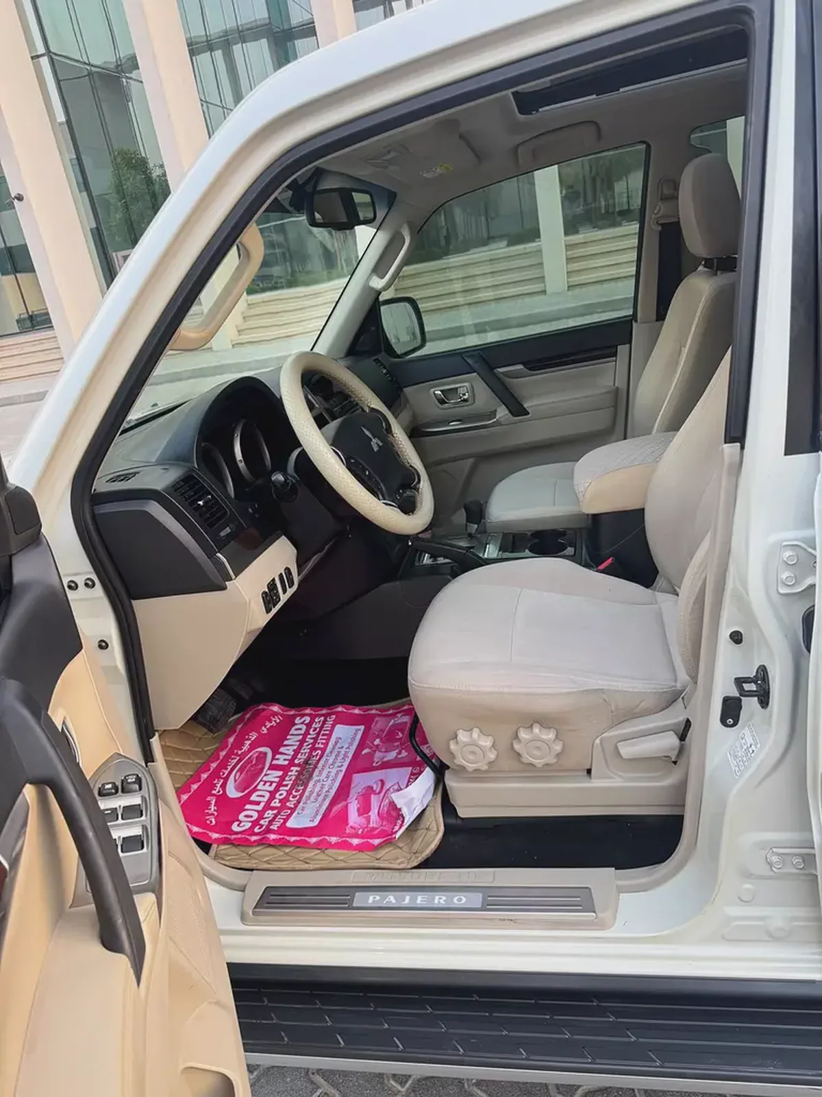 Mitsubishi Pajero GLS 2018 GCC 3.5L Full Option Original paint-12-12