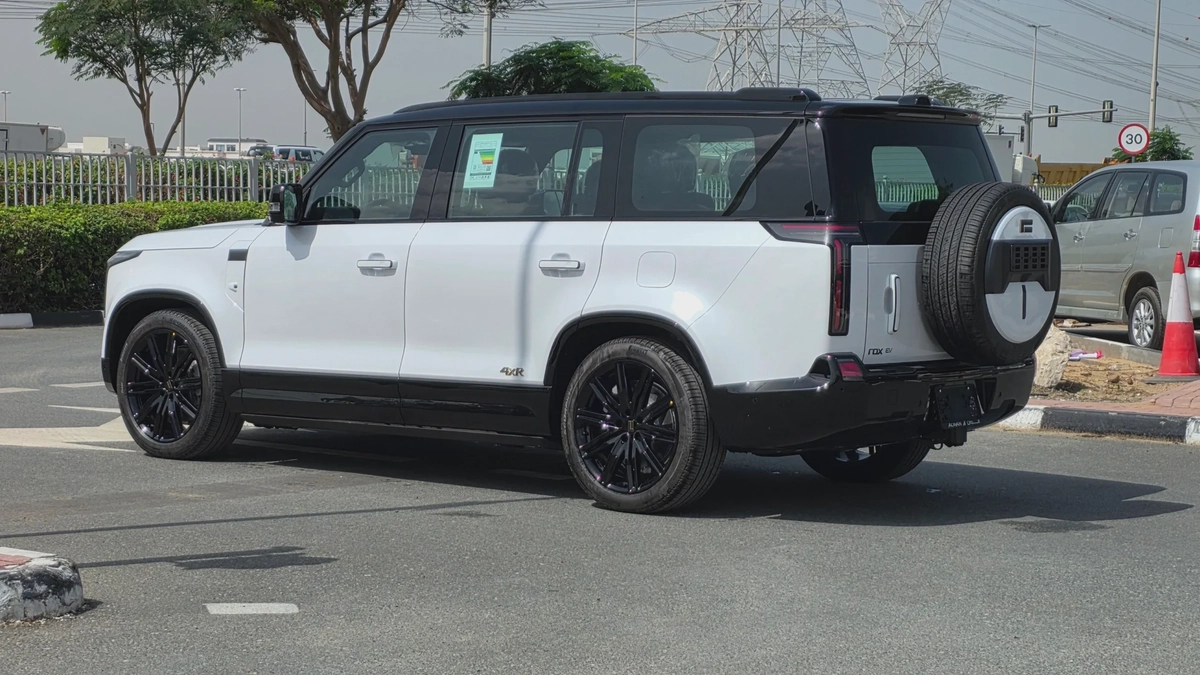 ROX ADAMAS VIP (White Black)-13-13