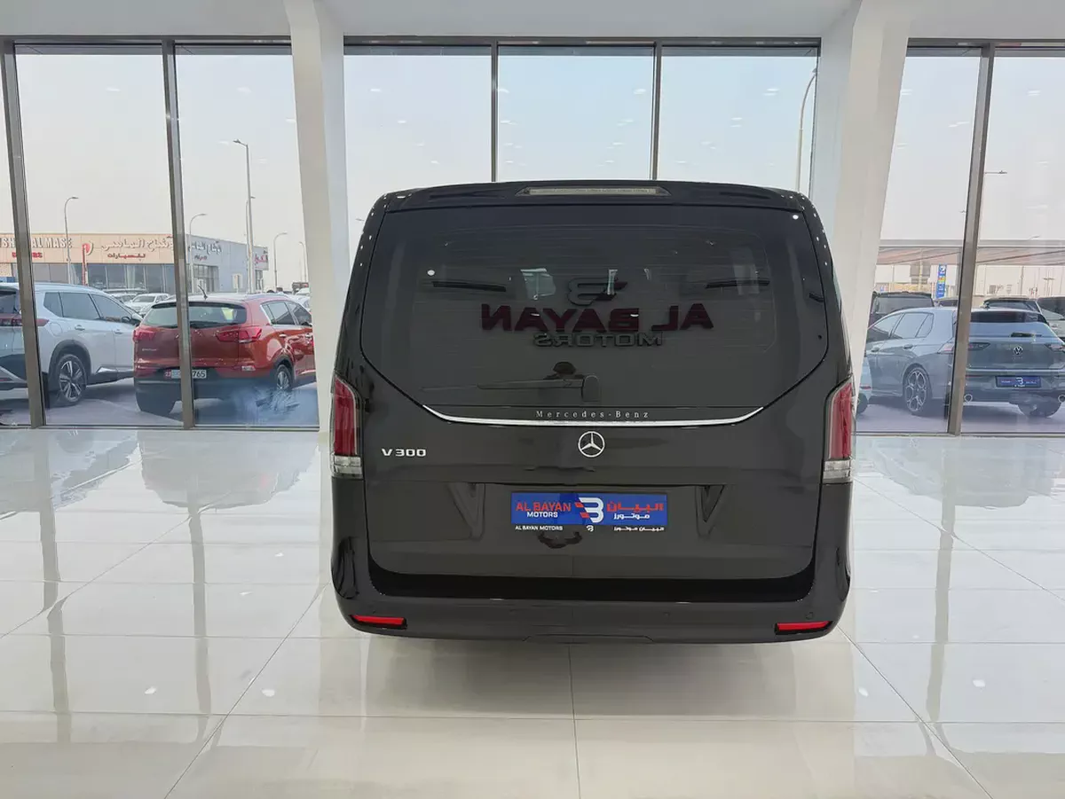 مرسيدس بنز V300 2025 اسود / اسود خليجي-5-5