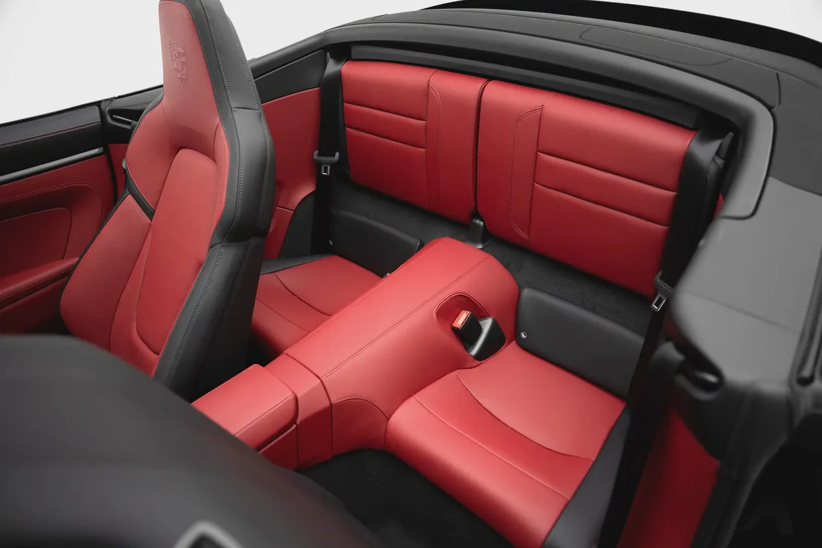 2025 PORSCHE 911 CARRERA 4 GTS WITH WARRANTY-16-16