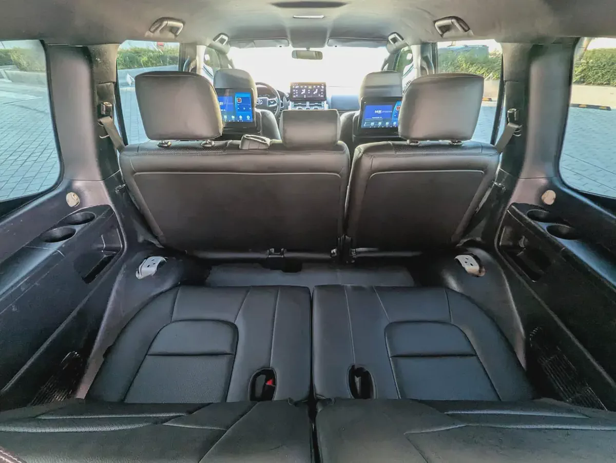 TOYOTA LAND CRUISER 2013 FACELIFTED 2025 WITH INTERIOR AND EXTERIOR GCC V6 4.0L-6-6