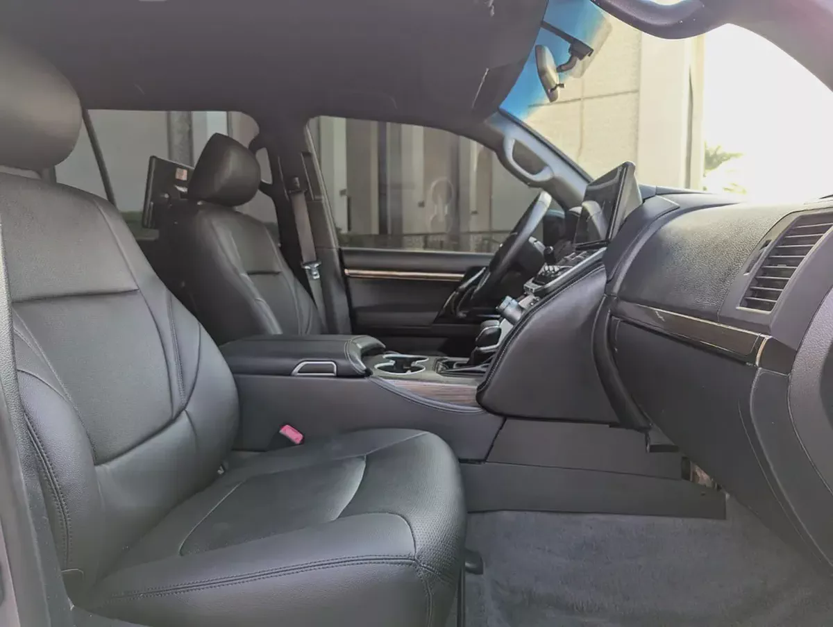 TOYOTA LAND CRUISER 2013 FACELIFTED 2025 WITH INTERIOR AND EXTERIOR GCC V6 4.0L-8-8
