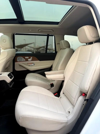 Mercedes-Benz GLS 450 4MATIC-6