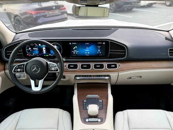 Mercedes-Benz GLS 450 4MATIC