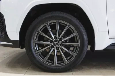Lexus LX 600 F Sport 2023 | GCC Specs | 0km l AlFuttaim Warranty-5