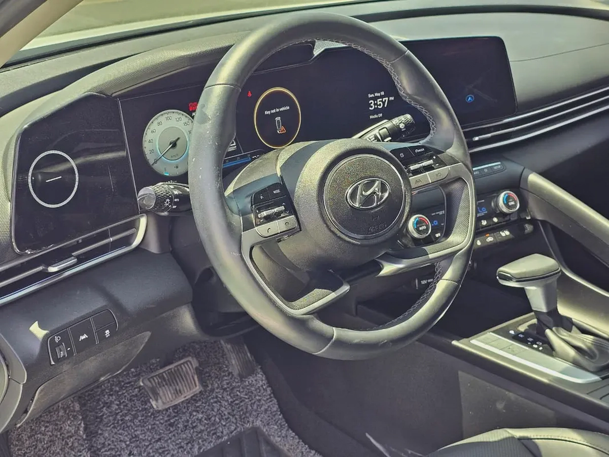 Hyundai Avante 2021 | Korean Specs | Excellent Condition-7-7