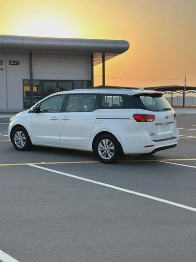 Kia Carnival 2018 GCC Specs-4