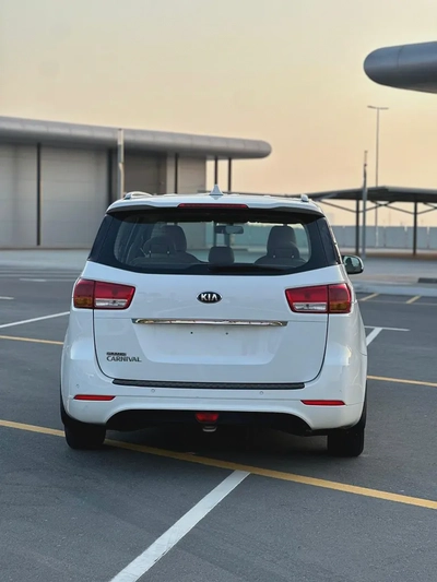 Kia Carnival 2018 GCC Specs-5