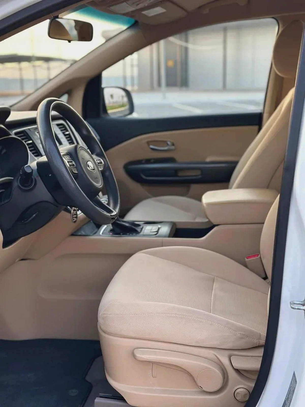 Kia Carnival 2018 GCC Specs-9-9