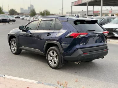 Toyota RAV4 XLE 2.5L  4X4 Sunroof, push start full option-12