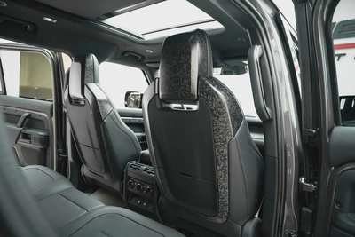 2025 LAND ROVER DEFENDER OCTA EDITION ONE-17