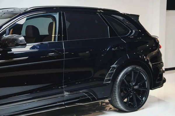BENTLEY BENTAYGA - ORIGINAL MANSORY | 2022 | BRAND NEW | WARRANTY N SERVICE AVAILABLE