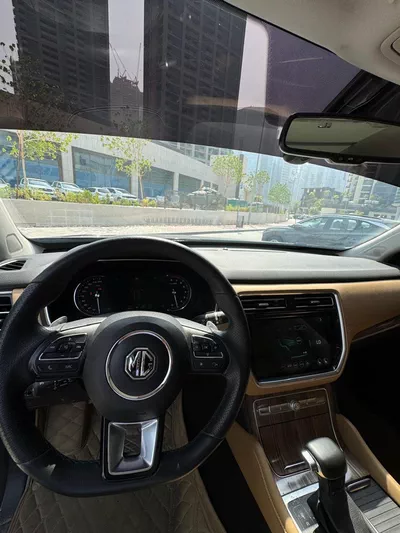 MG RX8 LUXURY | GCC Specs | under warranty-9