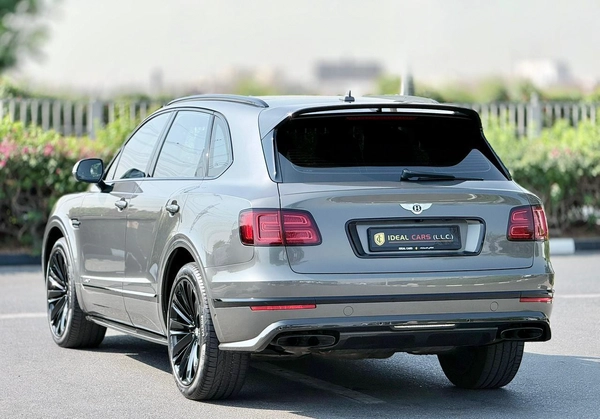 BENTLEY BENTAYGA W12 SPEED | YEAR: 2020 | FULL-SERVICE HISTORY WITH AGENCY AND UNDER WARRANTY