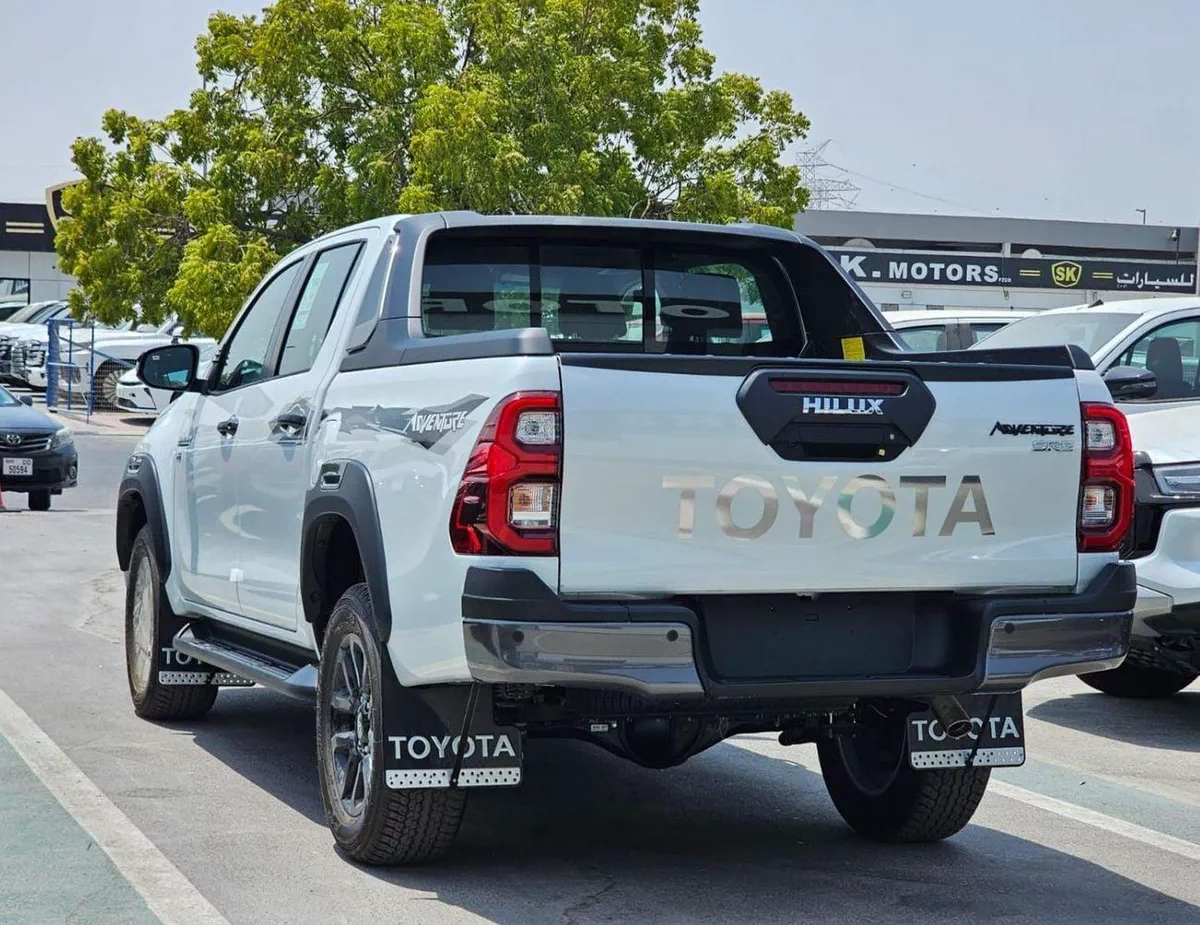 Toyota Hilux ADVENTURE SR5 ADVENTURE || 4.0L PETROL V6 A/T | BULLBAR | 360*CAMERA | WIRELESS CHARGER | BLIND SPOT (CODE # H-4-0