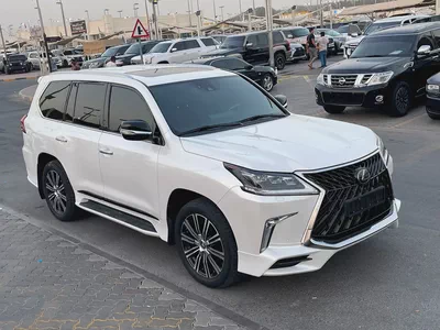 لكذس Lexus LX 570 Signature 2018 | GCC Specs | Pristine Condition-8